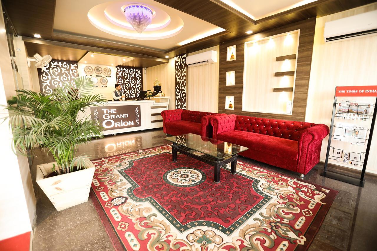 فندق Chinhatفي  The Grand Orion المظهر الخارجي الصورة